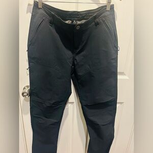 Kuhl Women’s Black Cargo Pants